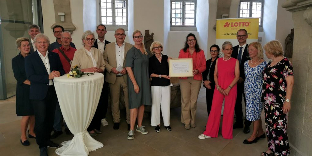 Die Preisübergabe zum Kulturförderverein des Monats August 2025 wurde bei einem pressewirksamen Termin in den Räumlichkeiten des Angermuseums in Erfurt durchgeführt.